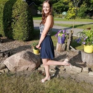 Meet your Posher, Melissa